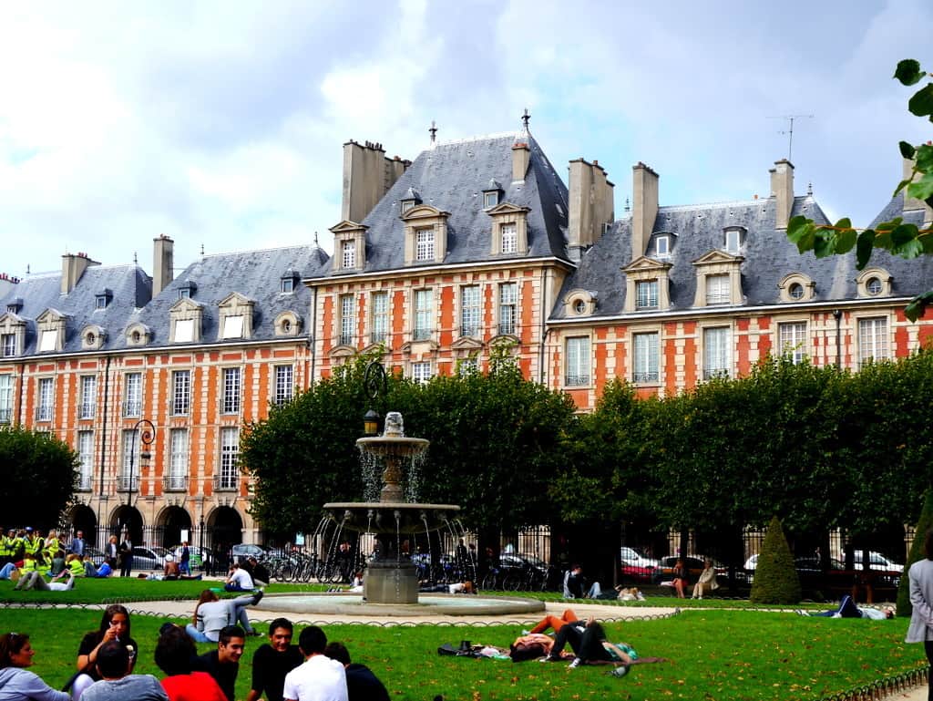 24 Best Hidden Gems in Paris, France For Your Bucket List
